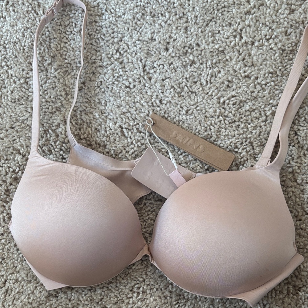 SKIMS Mica push up plunge bra